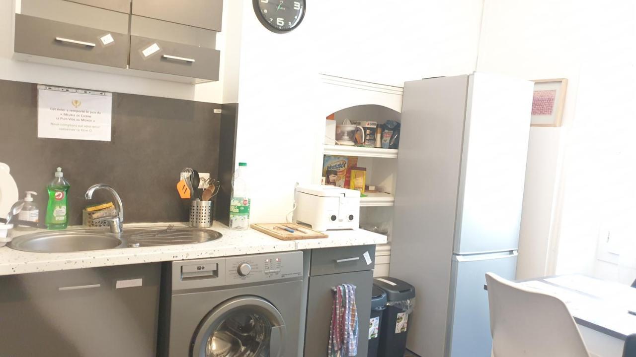 Chambres Poitiers Centre Ville - Salle De Bain, Refrigerateur, Tv Et Machine A Cafe Privatifs - Cuisine Commune - Terrasse - Hotel De Ville A 200M 外观 照片
